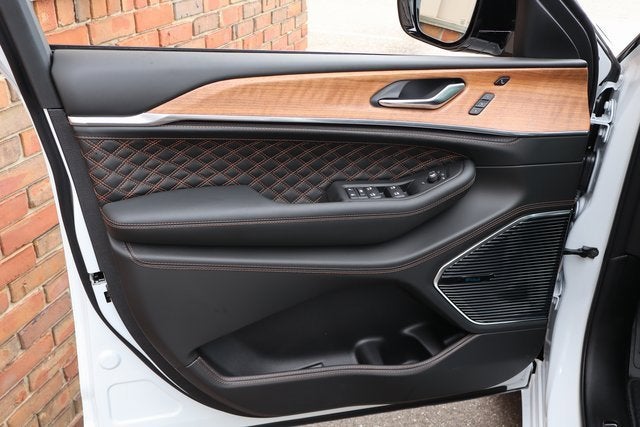 2025 Jeep Grand Cherokee Summit Reserve