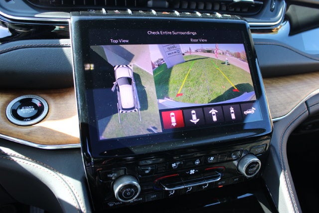 2025 Jeep Grand Cherokee Summit Reserve