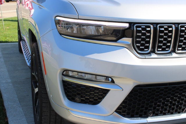 2025 Jeep Grand Cherokee Summit Reserve