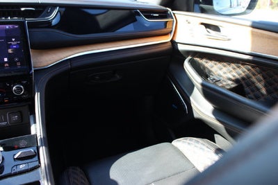 2025 Jeep Grand Cherokee Summit Reserve