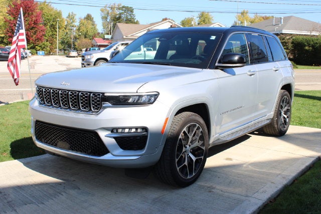 2025 Jeep Grand Cherokee Summit Reserve