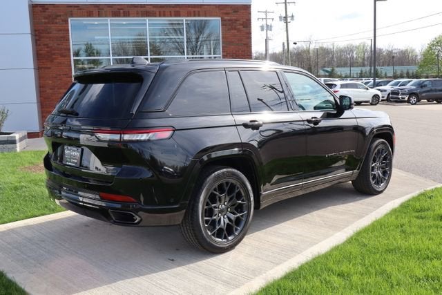2025 Jeep Grand Cherokee Summit