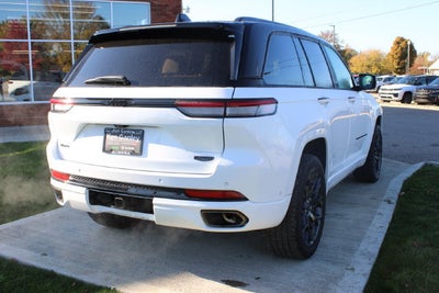 2025 Jeep Grand Cherokee Summit