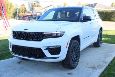 2025 Jeep Grand Cherokee Summit