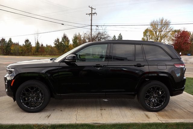 2025 Jeep Grand Cherokee Summit