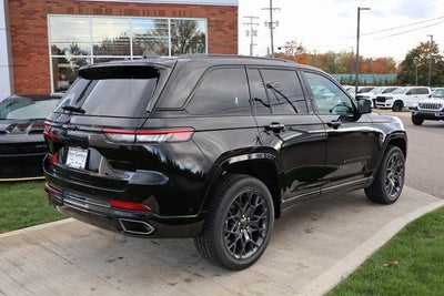 2025 Jeep Grand Cherokee Summit