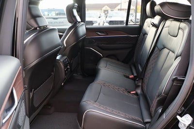 2025 Jeep Grand Cherokee Summit