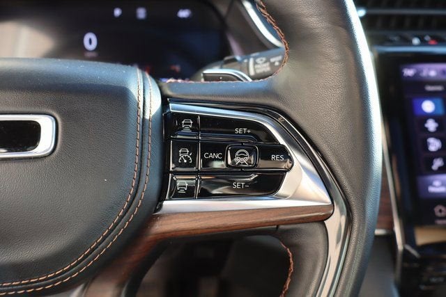 2023 Jeep Grand Cherokee Summit