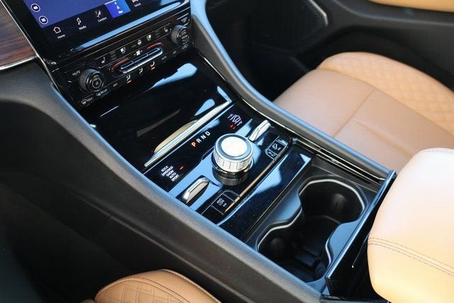 2023 Jeep Grand Cherokee Summit