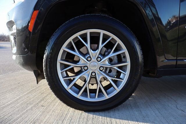 2023 Jeep Grand Cherokee Summit