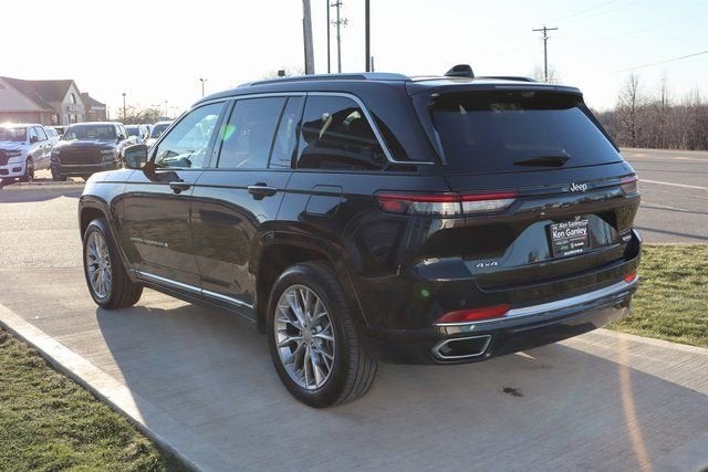2023 Jeep Grand Cherokee Summit