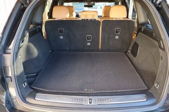 2023 Jeep Grand Cherokee Summit