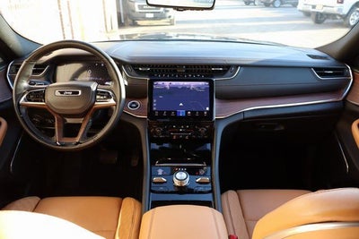 2023 Jeep Grand Cherokee Summit