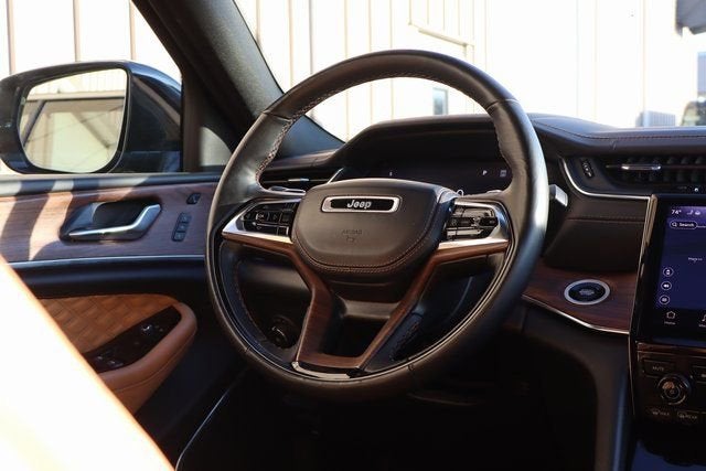 2023 Jeep Grand Cherokee Summit