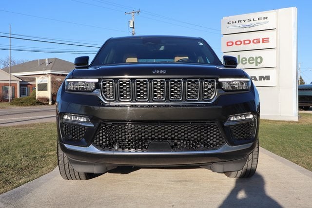 2023 Jeep Grand Cherokee Summit