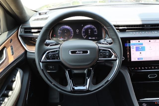 2026 Jeep Grand Cherokee Summit