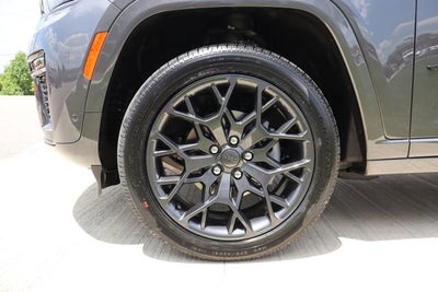 2026 Jeep Grand Cherokee Summit