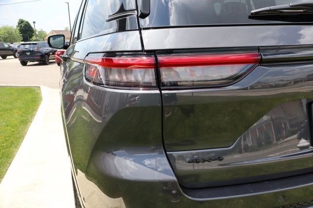 2026 Jeep Grand Cherokee Summit