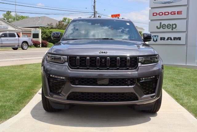 2026 Jeep Grand Cherokee Summit