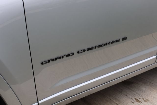 2026 Jeep Grand Cherokee Summit