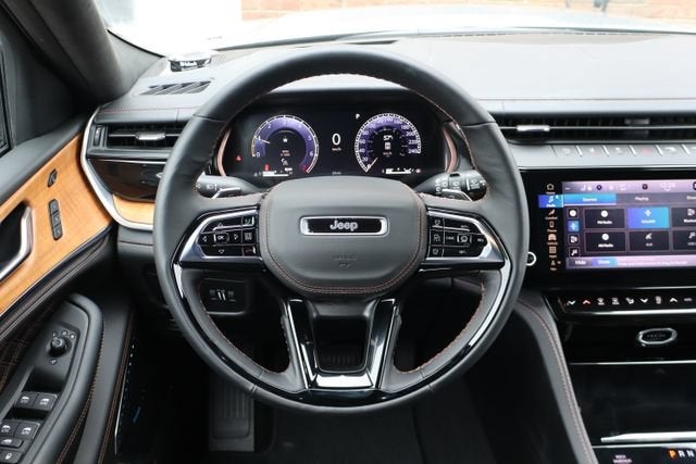 2026 Jeep Grand Cherokee Summit