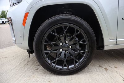 2026 Jeep Grand Cherokee Summit