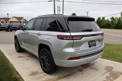 2026 Jeep Grand Cherokee Summit