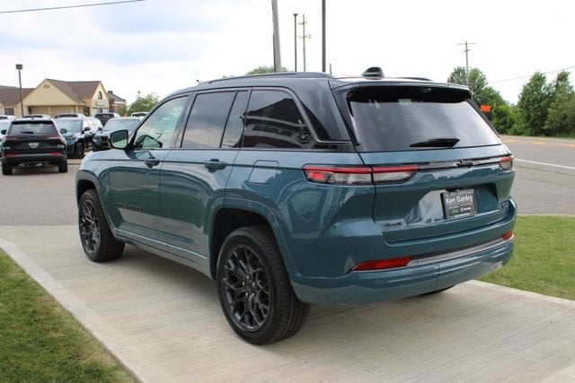 2026 Jeep Grand Cherokee Summit