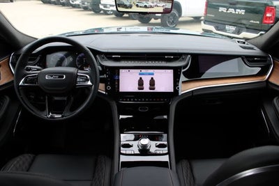2026 Jeep Grand Cherokee Summit