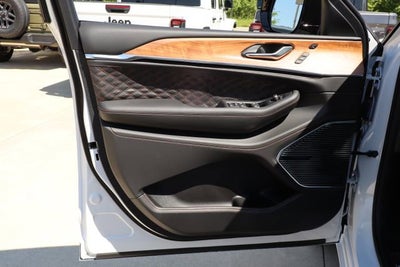 2026 Jeep Grand Cherokee Summit