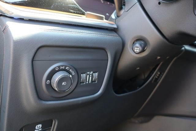 2026 Jeep Grand Cherokee Summit