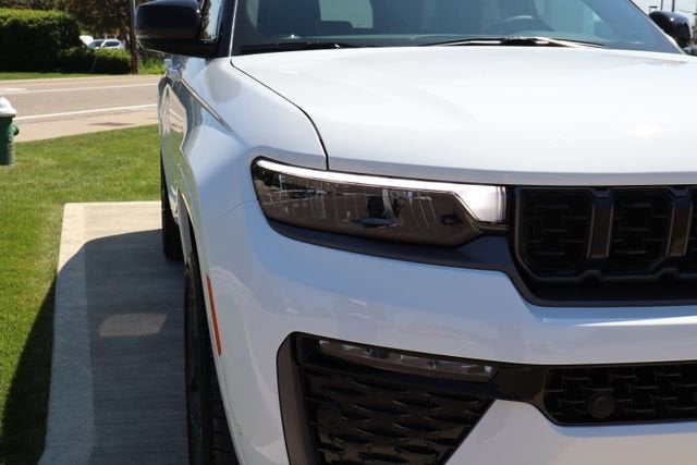 2026 Jeep Grand Cherokee Summit