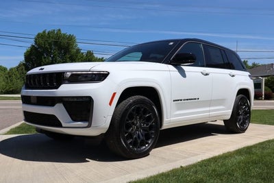 2026 Jeep Grand Cherokee Summit