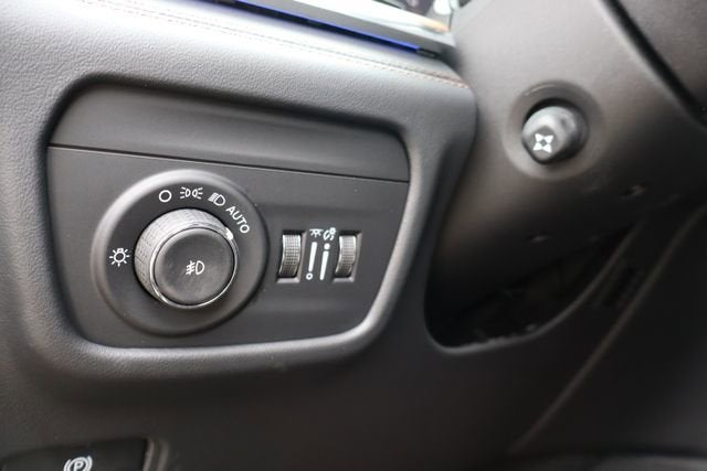 2026 Jeep Grand Cherokee Summit