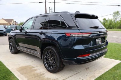 2026 Jeep Grand Cherokee Summit
