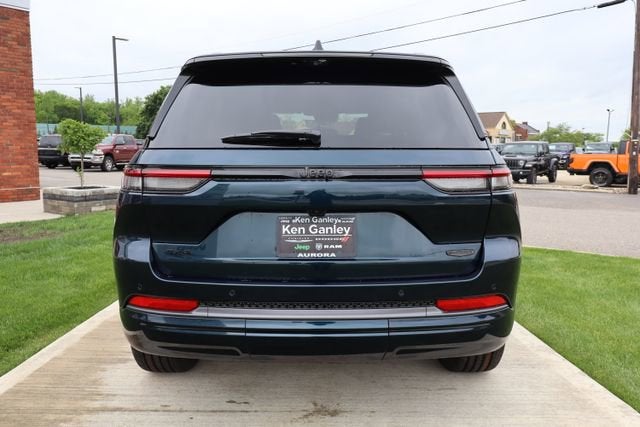 2026 Jeep Grand Cherokee Summit