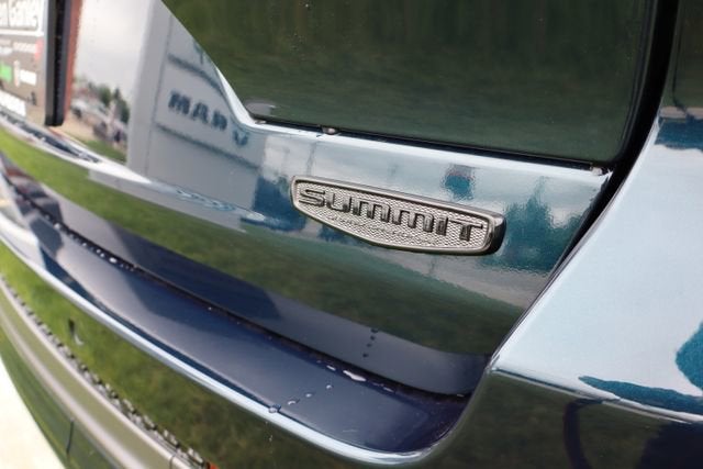2026 Jeep Grand Cherokee Summit