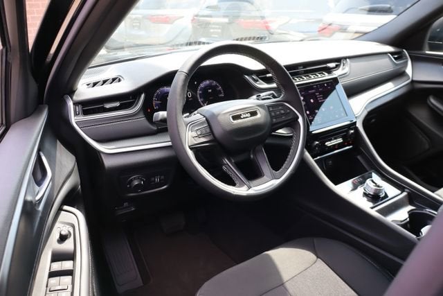 2026 Jeep Grand Cherokee L Laredo
