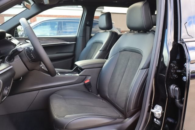 2026 Jeep Grand Cherokee L Laredo Altitude