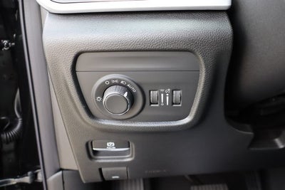 2026 Jeep Grand Cherokee L Laredo Altitude