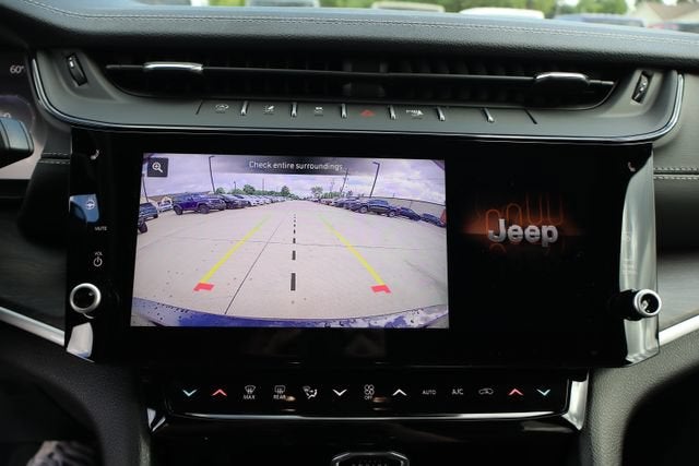 2026 Jeep Grand Cherokee L Laredo Altitude