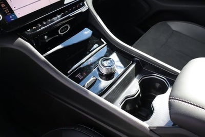 2026 Jeep Grand Cherokee L Laredo Altitude