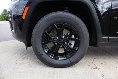 2026 Jeep Grand Cherokee L Laredo Altitude
