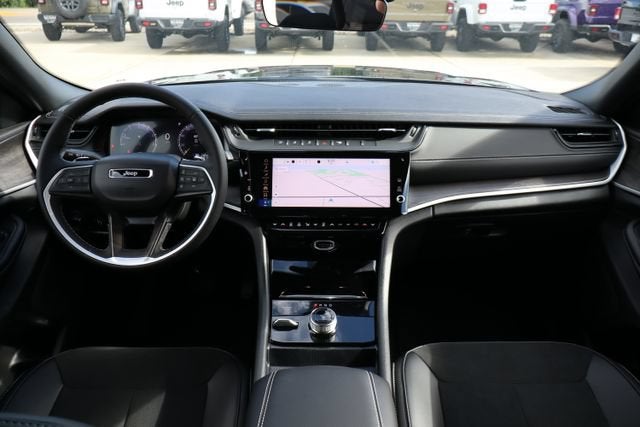 2026 Jeep Grand Cherokee L Laredo Altitude
