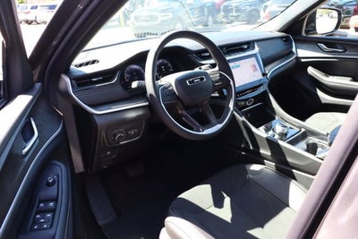 2026 Jeep Grand Cherokee L Laredo Altitude