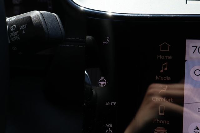 2026 Jeep Grand Cherokee L Laredo Altitude