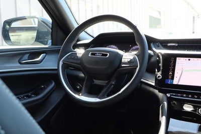 2026 Jeep Grand Cherokee L Laredo Altitude