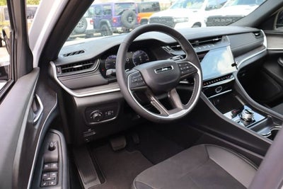 2026 Jeep Grand Cherokee L Laredo Altitude