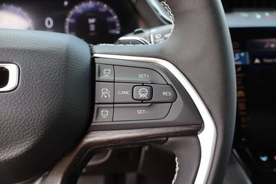 2026 Jeep Grand Cherokee L Laredo Altitude