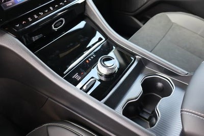 2026 Jeep Grand Cherokee L Laredo Altitude